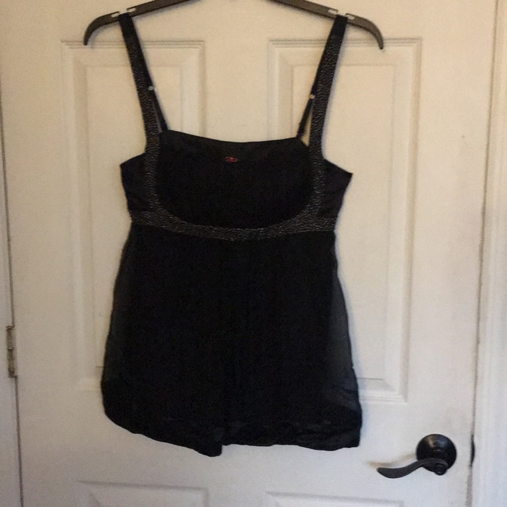 Gorgeous black top